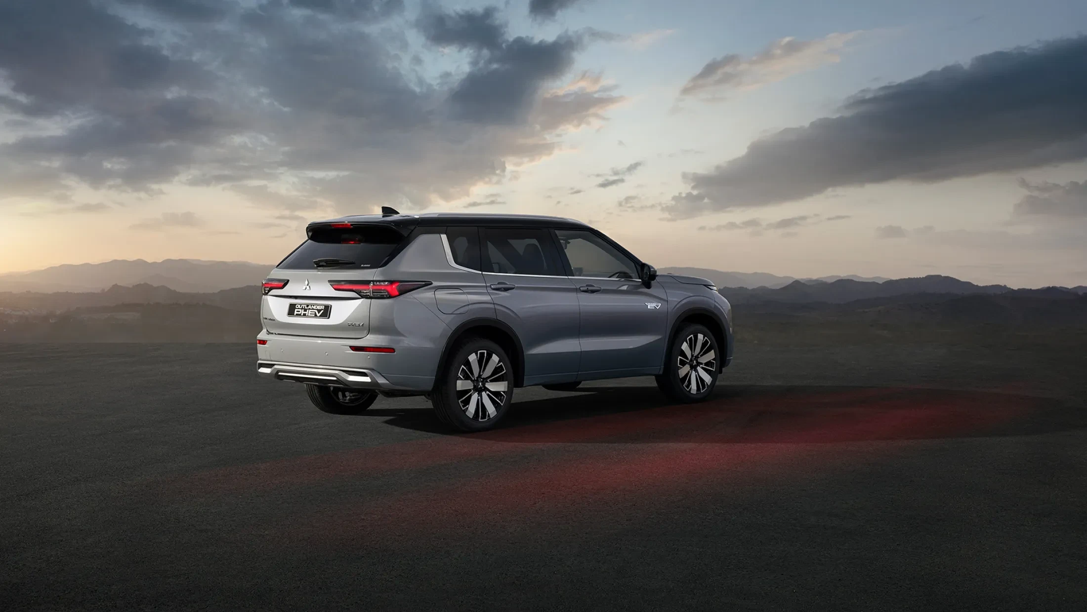 Mitsubishi Outlander 2024