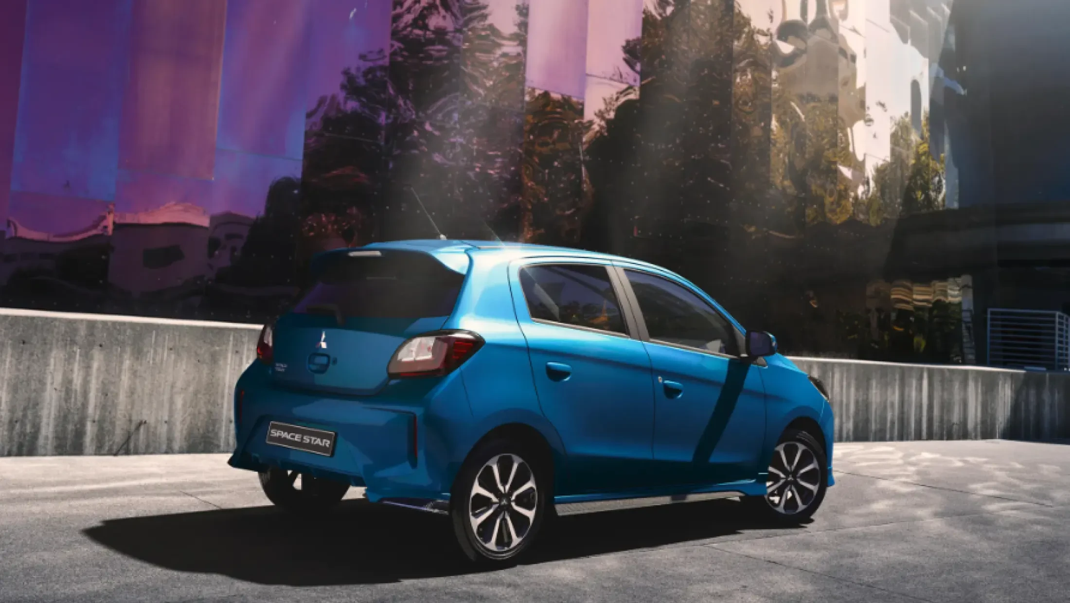 Space Star achterkant