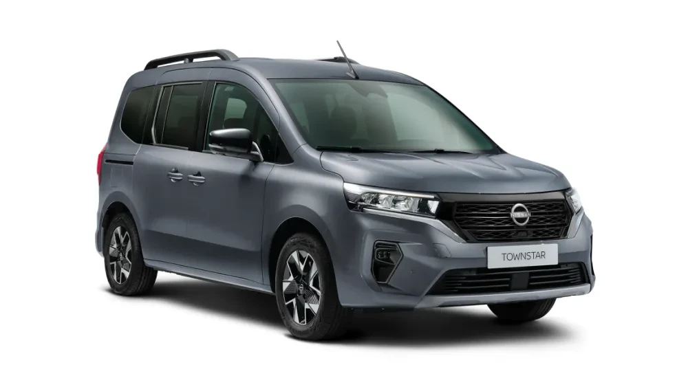 TOWNSTAR EVALIA NISSAN