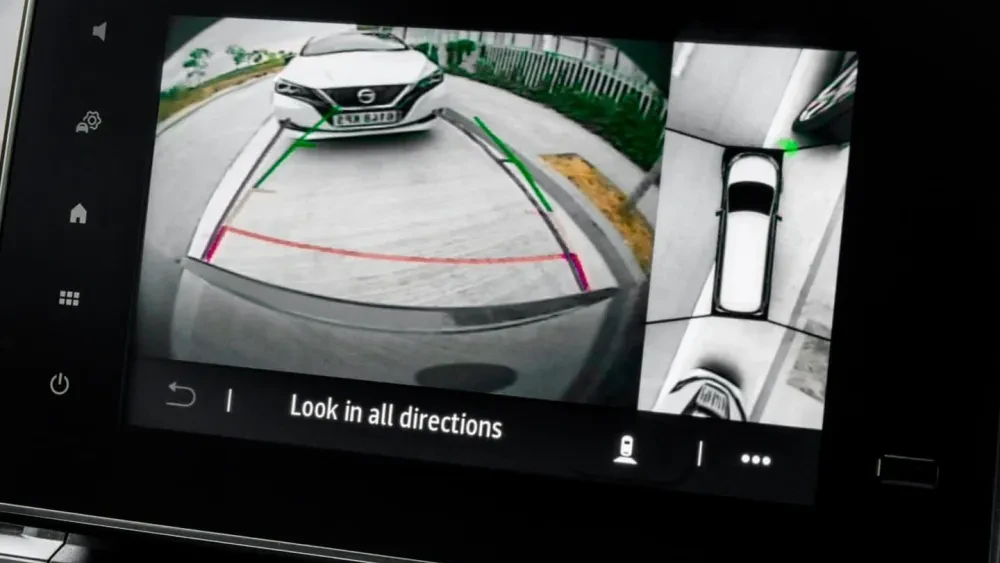 Nissan Townstar Evalia display