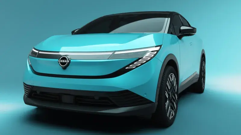 Nissan LEAF 2025